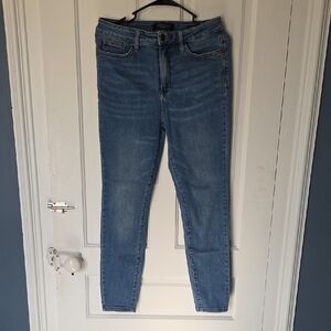 Judy Blue Light Blue Skinny Jeans